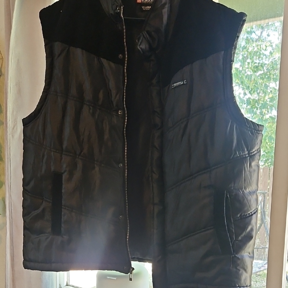 Ecko Unlimited Black Quilted Vest